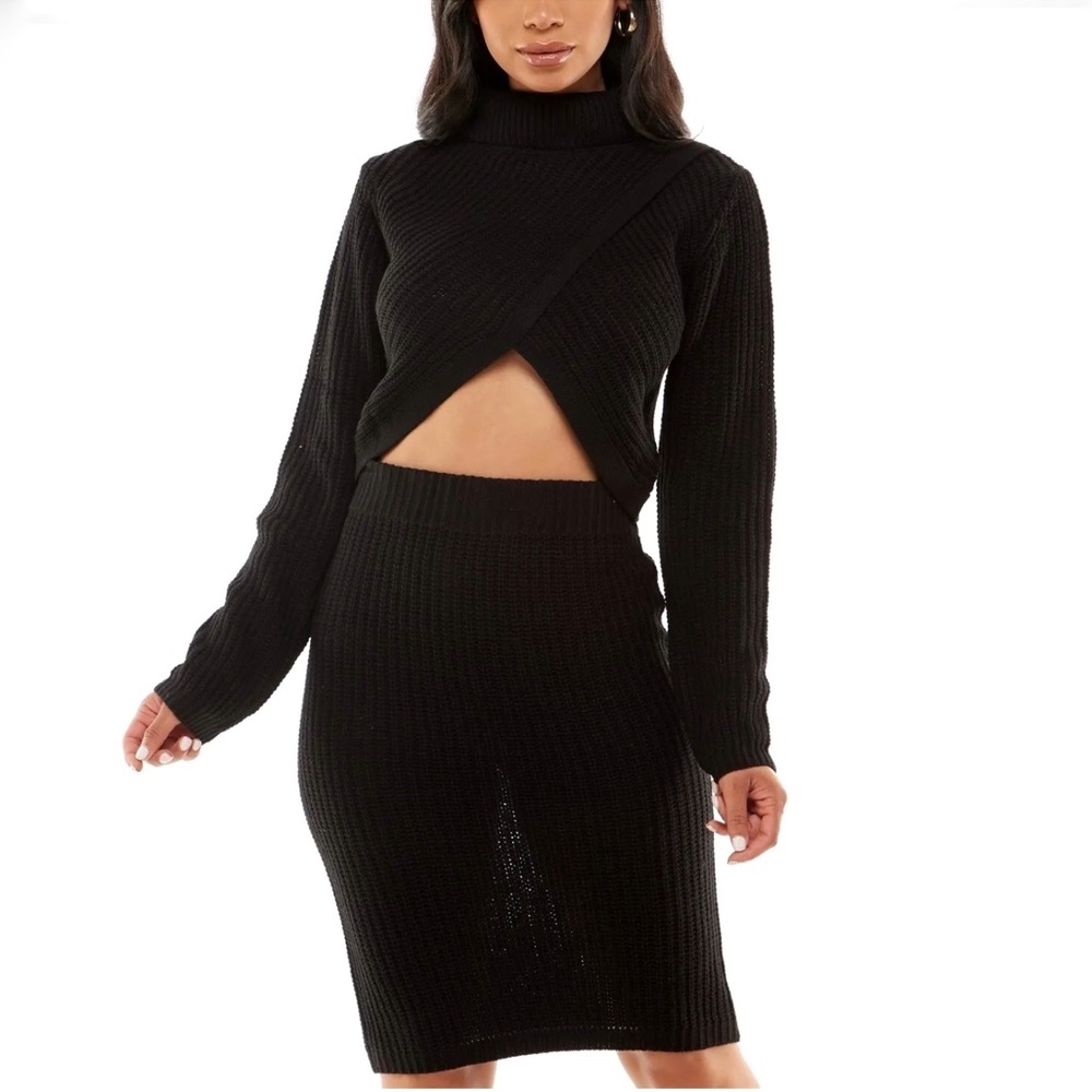 Almost Famous Skirt Set Cropped Turtleneck Sweater Size L